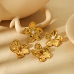 Gold color / 1 Pair Retro Style Flower Shape Stainless Steel  Gold Color Women's Stud Earrings 